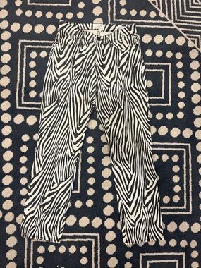 Frame Denim Black & White Zebra-Striped Jeans
